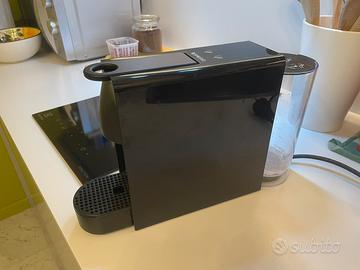 Macchina per il caffè essenza mini della Nespresso