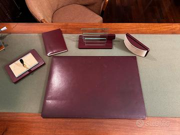 Set da scrivania in vera pelle antico