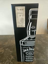 Latta collezione Whiskey Jack Daniels