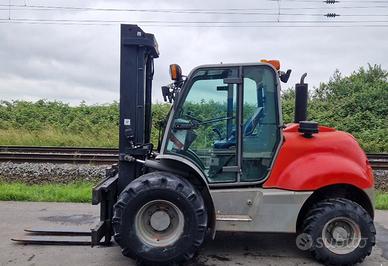 CARRELLO ELEVATORE FUORISTRADA AUSA CH X4