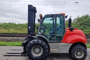 CARRELLO ELEVATORE FUORISTRADA AUSA CH X4