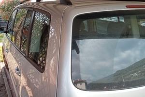 VW Touran 1.9 TD 105cv