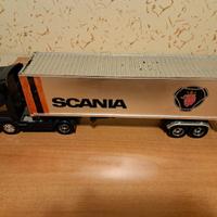 SCANIA V8 R 530
