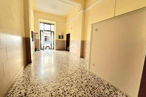 2 LOCALI A BARI