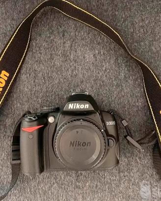 Nikon D3000 come nuova
