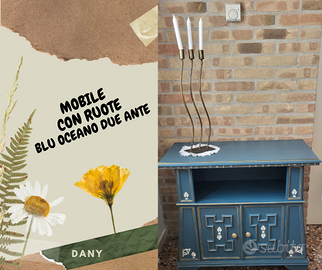 Mobile con ruote blu petrolio