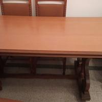Tavolo  e 6 sedie