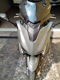 TMAX usato