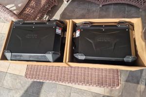 Bauli nuovi Givi trakker outback evo 48L e 37 L