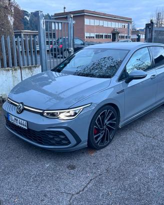 Volkswagen Golf 2.0 TDI DSG GTD