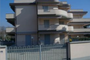 Bilocale in RTA a Cinquale Montignoso