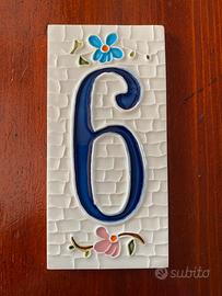 Numero civico 6