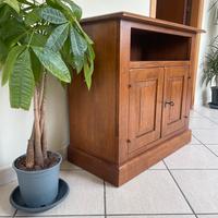 Mobile tv in legno massello stile classico