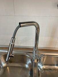 Lavello doppia vasca con miscelatore/doccetta