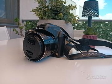 Panasonic Lumix DMC-FZ72 (60x Zoom Ottico)