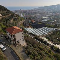 3 LOCALI A CASTELLARO