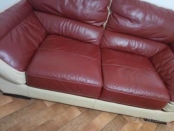 2 divani in pura pelle,praticamente  regalati