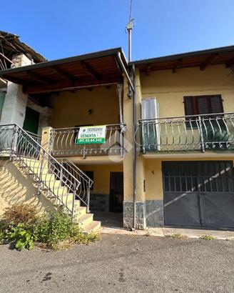CASA SEMINDIPENDENTE A GIAVENO