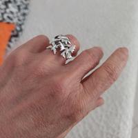 Anello in argento 925 decorato.