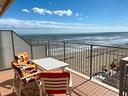 2-attico-vista-mare-con-ampio-balcone