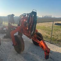 ARATRO CARRELLATO REVERSIBILE RINIERI