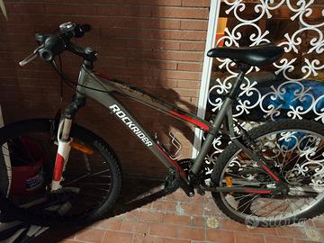 mountain bike: ROCKRIDER bike hardtail in allumini