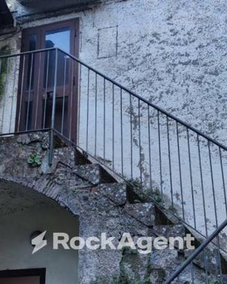 APPARTAMENTO CON ENTRATA INDIPERNDENTE