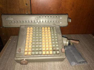 Calcolatrice meccanica manuale numeria anni 40 /50