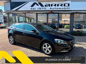 VOLVO V40 1.6 D2