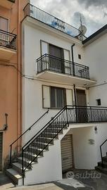 Casa semi-indipendente grande