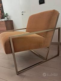 poltrona  velluto e metallo