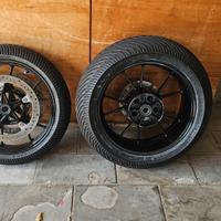 Cerchi COMPLETI  BMW s 1000 rr 09-19