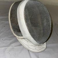 Maschera da scherma vintage con rete metallica