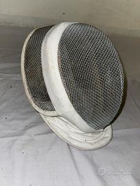 Maschera da scherma vintage con rete metallica