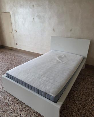 Letto una piazza e mezza IKEA MALM + Materasso