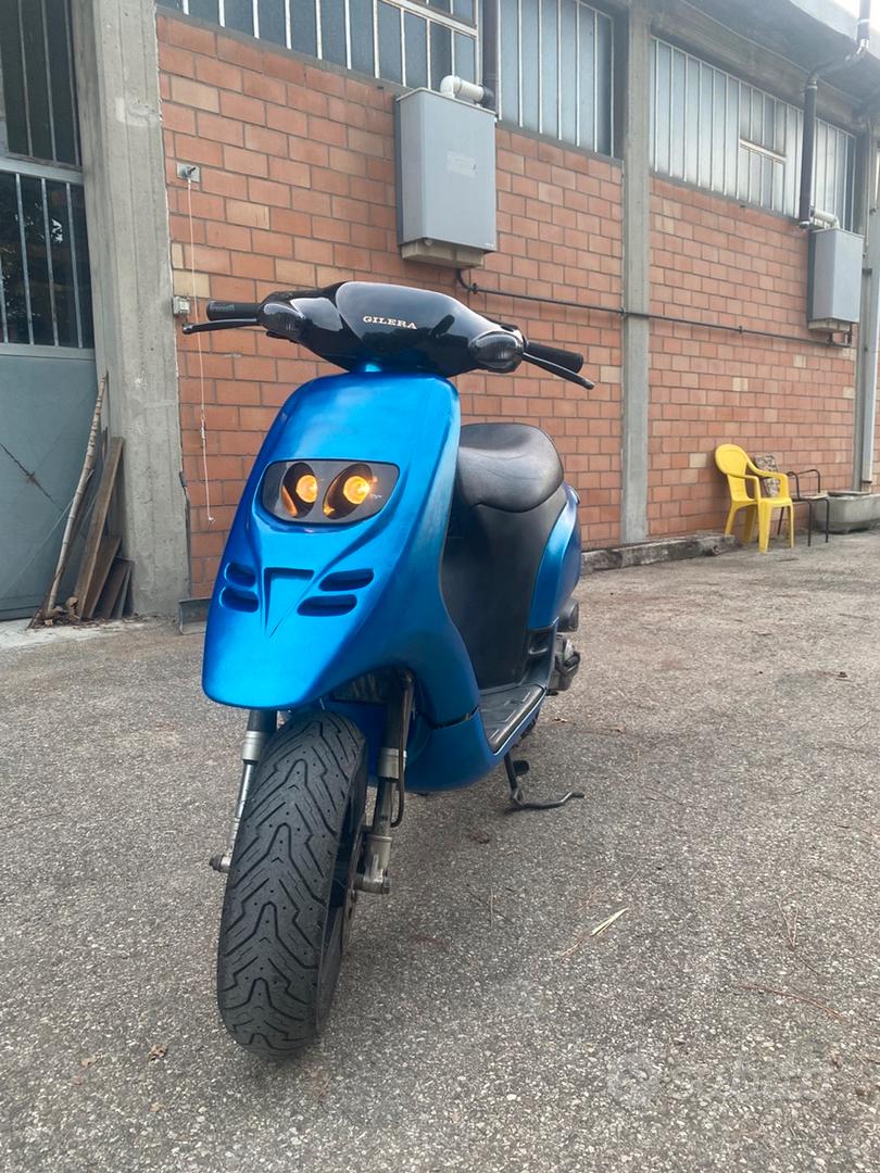 Scooter Piaggio Piaggio Typhoon Benetton Benetton Gilera Typhoon