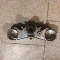 Piastra inferiore forcella R1200R K27 (2010-2014)