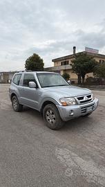 Mitsubishi Pajero 2.5 TDI 3p. Instyle