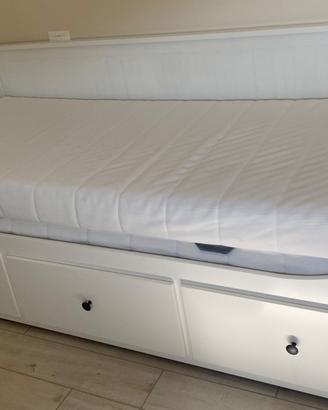 Letto hemnes