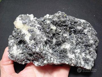 AUG04.01 ARSENOPIRITE, CALCITE, Galena (Russia)