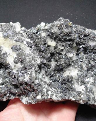 AUG04.01 ARSENOPIRITE, CALCITE, Galena (Russia)