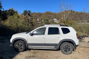Dacia Duster 4x4 Urban Explorer 110cv diesel 2016