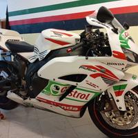 Honda CBR 1000 RR- 2004