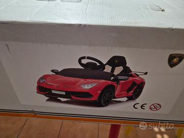 macchina Lamborghini