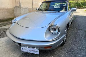 Alfa Romeo Spider 2.0i