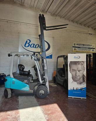 Carrello elevatore marca Baoli modello KBE 25 2500