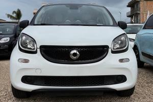 Smart ForFour 70 1.0 twinamic Safetown White