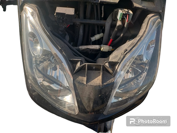Fanale anteriore Yamaha x max 125