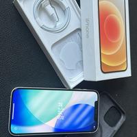 iPhone 12 128 GB bianco con accessori originali
