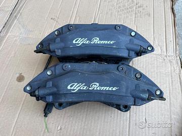 Pinze Brembo a 4 pompanti derivanti Alfa Romeo